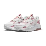 Championes Nike Air Max Bolt, color blanco con detalles en rosado, con unidad visible Air Max en el talón, confeccionados con capellada de malla y materiales sintéticos.