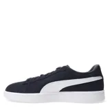 Championes Puma Smash 3.0 de estilo urbano, confeccionados en gamuza color azul marino con la icónica franja lateral en blanco y suela de goma blanca.