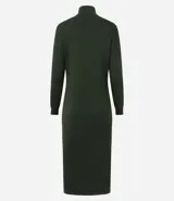 Vestido midi de punto de la marca Marfinno, color negro, con cuello alto y mangas largas. Confeccionado en tejido de punto recto, presenta un diseño básico y ajustado al cuerpo.