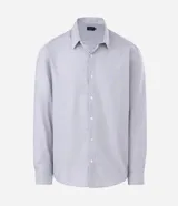 Camisa de corte regular, color gris claro, con cuello inglés, manga larga y cierre frontal con botones. Confeccionada en una mezcla de algodón y poliéster, presenta un diseño clásico y versátil de la marca Marfinno.