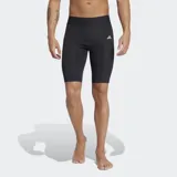 Calza corta Adidas Techfit de color negro, diseñada con corte ajustado y tecnología transpirable AEROREADY para mayor sujeción y comodidad en la cancha.