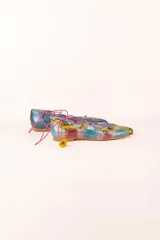 Bailarinas combinadas en python y napa, con cordones y detalle de flores.