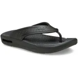 Ojotas Crocs InMotion Flip con diseño deportivo, tiras superiores de color azul marino con perforaciones, plantilla roja de espuma LiteRide y suela blanca con detalles en rojo.