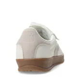 Championes urbanos de mujer, color blanco hueso, con detalles en beige claro. Diseño de estilo retro con suela de goma color caramelo.