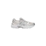 Championes Asics modelo Gel-1130 en tono rosado pálido con superposiciones plateadas y blancas, de estilo deportivo retro con entresuela amortiguada.