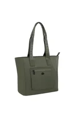Cartera tipo tote de color verde oliva, con correas de hombro con inscripción de la marca, bolsillo frontal con cierre y detalle metálico en forma de labios.