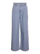 Pantalón de jean con estampado de rayas verticales azules y blancas, corte palazzo, tiro alto y cierre frontal con cremallera y botón.