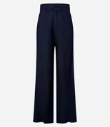 Pantalón wide leg de jeans azul oscuro, con cintura alta, bolsillos y trabillas para cinturón.