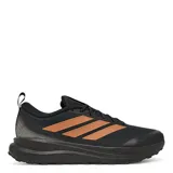 Championes Adidas Run Falcon 6 para hombre, de color negro con las icónicas tres tiras de la marca en tono dorado/marrón. Cuentan con capellada de malla transpirable, cordones negros ajustables y una suela robusta para mayor comodidad y amortiguación.