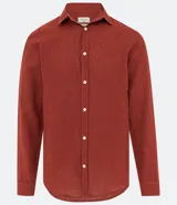 Camisa de manga larga Marfinno de corte comfort en color rojo, con cuello camisero y cierre frontal de botones.