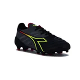 Championes de fútbol Diadora Brasil Elite Veloce Ita Lpx, color negro con detalles en amarillo flúor.