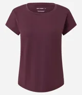 Remera deportiva Get Over de microfibra texturizada color bordó, de manga corta y cuello redondo, con recortes en los laterales.