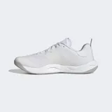 Championes de entrenamiento Adidas Rapidmove, color blanco con detalles en gris claro, diseñados para movimientos dinámicos y multidireccionales. Presentan una parte superior de punto transpirable, entresuela de EVA para soporte y un sistema de torsión asimétrico.