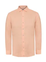 Camisa de manga larga confeccionada en 100% lino orgánico, con cuello clásico, cierre frontal con botones y logo bordado en el pecho.