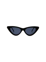 Lentes de sol de mujer con montura negra de policarbonato brillante, diseño rectangular con forma de ojo de gato sutil. Lentes oscuros.