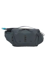 Riñonera de hidratación Thule Rail 4L color azul oscuro, diseñada para ciclismo. Incluye depósito de hidratación de 1,5 litros, sistema de manguera magnética ReTrakt, bolsillos organizadores internos, bolsillos laterales de acceso rápido y bolsillo estructurado para teléfono.