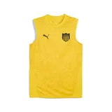 Musculosa deportiva amarilla de poliéster con logo de Puma bordado en marrón en el pecho izquierdo y escudo del Club Atlético Peñarol bordado en marrón en el pecho derecho.