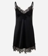 Camisón Lov de microfibra color negro, con escote en V, breteles finos ajustables y delicados detalles de encaje en el escote y en el ruedo inferior.