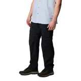 Pantalón cargo Columbia Silver Ridge Convertible color negro, de diseño desmontable que se convierte en short. Cuenta con cintura parcialmente elástica, bolsillos laterales y bolsillos cargo con cierre de velcro.