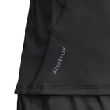 Musculosa deportiva Adidas Adizero Essentials, color negro, con espalda cruzada (racerback) y logo de alto rendimiento en el pecho.