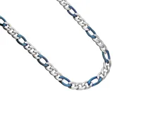 Cadena de eslabones tipo grumet con diseño bicolor, alternando eslabones en color plateado y azul metalizado.