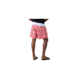 Short de baño Eme Studios, modelo Gary R Squared, con diseño combinado de cuadros en color rojo y celeste, cintura elástica y parche con logo bordado en la pierna izquierda.