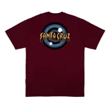 Remera de corte oversize color bordó con estampa gráfica en la espalda que presenta un ojo estilizado con el logo de Santa Cruz en tipografía derretida.