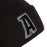 Gorro Adidas de punto color negro con logo bordado en el frente.