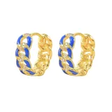 Aros de plata 925 tipo argolla con esmalte azul y detalles dorados.