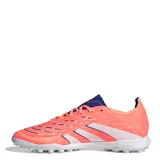 Championes de fútbol Adidas Predator League TF, color naranja con detalles en azul y blanco. Diseñados para césped artificial, cuentan con tecnología Hybridfeel en la parte superior para un mejor control del balón y suela con tapones de goma para mayor tracción.