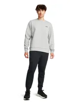 Pantalón de jogging Under Armour de corte ajustado, confeccionado en tejido de doble punto elástico y transpirable. Presenta cintura elástica con cordón interno, bolsillos laterales abiertos y un bolsillo lateral adicional con cierre termosellado. Incluye el logo de la marca sutilmente aplicado en el muslo.