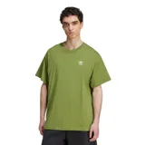 Remera Adidas Ess Os Tee color verde con logo pequeño en el pecho.