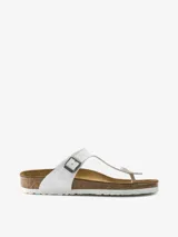 Sandalias Birkenstock modelo Gizeh BF, color blanco. Con base de corcho y látex de forma anatómica, material superior de Birko-Flor y plantilla de ante. Suela de EVA. Fabricadas en Alemania.