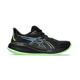 Championes de running Asics Gel Cumulus 26, color negro con detalles en celeste y verde. Cuentan con tecnología FF BLAST™ PLUS y PureGEL™ para mayor amortiguación y comodidad.