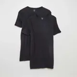 Pack de dos camisetas básicas de corte recto y manga corta, color negro.
