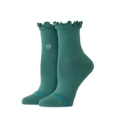 Medias Stance Ruffle Icon Quarter color verde, con diseño acanalado, detalle de volado en el borde superior y logo bordado.
