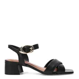 Sandalias negras de cuero para mujer, con tiras cruzadas en la parte delantera, taco cuadrado bajo y tira al tobillo con hebilla metálica dorada.