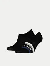 Pack de dos pares de medias tipo footie Tommy Hilfiger de color negro, con diseño invisible y detalle de franjas curvas en color blanco, gris y azul con el nombre de la marca en el empeine.