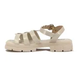 Sandalias bajas Moleca color beige con plataforma track y múltiples tiras.