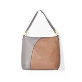 Bolso tipo shopper de cuero sintético, con diseño color block en tonos gris y marrón. Tiene doble asa de hombro y herrajes dorados.