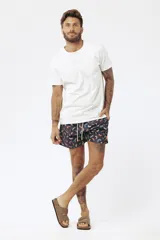 Short de baño con estampado tropical de hojas y loros, con cordón ajustable en la cintura.