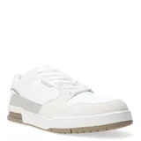 Championes urbanos N+ modelo Jutai, de diseño acordonado en color blanco con detalles en beige y suela de goma en tono tierra.