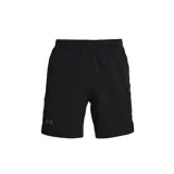Short deportivo Under Armour Launch Run 7 para hombre, color negro con logo de la marca en la pierna izquierda.