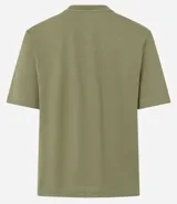 Remera de manga corta y cuello redondo color verde oliva, confeccionada en algodón, con un bolsillo cuadrado aplicado en el pecho con diseño de crochet intrincado.