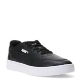 Championes urbanos Puma modelo Court Lally, color negro con suela blanca. Diseño clásico de estilo court con cordones y logo de la marca en el lateral.