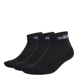 Pack de tres pares de medias Adidas de corte bajo, color negro con logo Adidas en blanco.