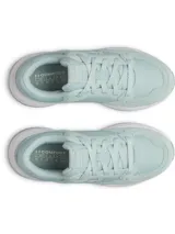 Championes Under Armour modelo W Edge Suede, color verde menta. Presentan una parte superior de malla transpirable con revestimientos de gamuza para mayor estabilidad, entresuela Charged Cushioning® blanca para amortiguación y suela de goma resistente al tono.