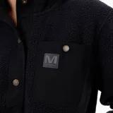 Chaqueta polar tipo sherpa color negro, con cierre frontal de botones a presión, cuello alto y bolsillo en el pecho con parche de la marca. Presenta detalles reforzados en nylon y puños elásticos.