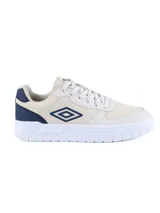 Championes urbanos Umbro modelo Milo-High, color azul marino con detalles en gris y suela blanca. Presentan el logo de la marca en el lateral y en la entresuela, con cordones al tono.