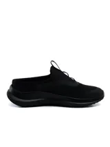 Championes deportivos destalonados Umbro Nysa para hombre, color negro, con diseño tipo slip-on y suela de goma.